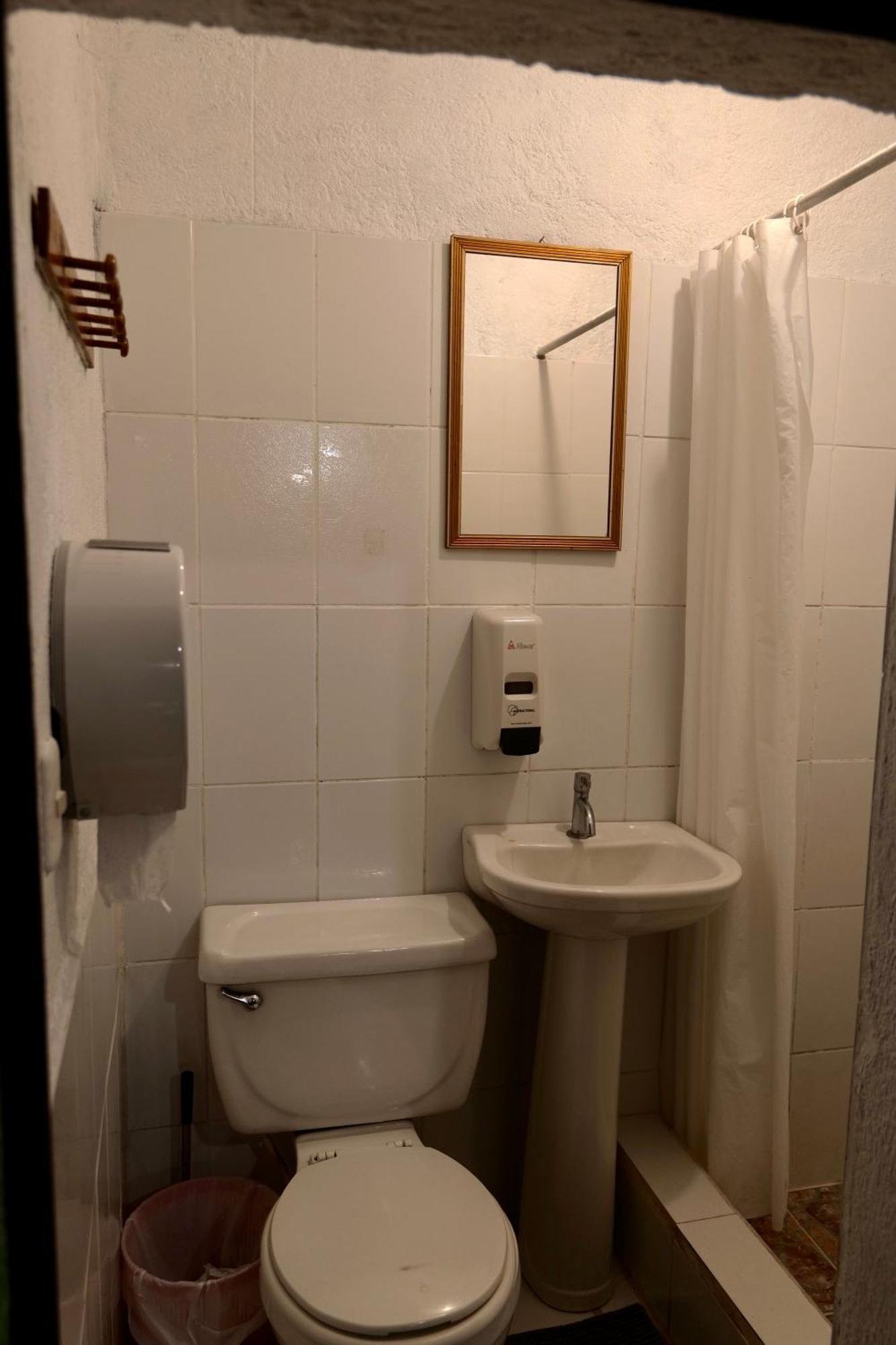 Wonderland Hostel Antigua Esterno foto